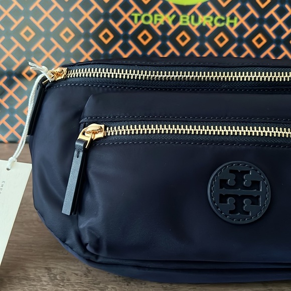 NWT Tory Burch Belt Bag in Navy Blue - Picture 2 of 9